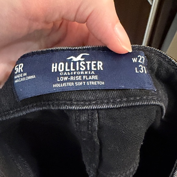 Hollister Women's Classic Black Flare Jeans - Picture 2 of 2